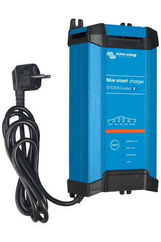 Victron Blue Smart IP22 12/30 (3 uitgangen) Acculader
