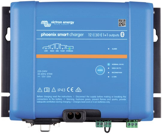 Victron Phoenix Smart IP43 12/30 (3) 230V Acculader